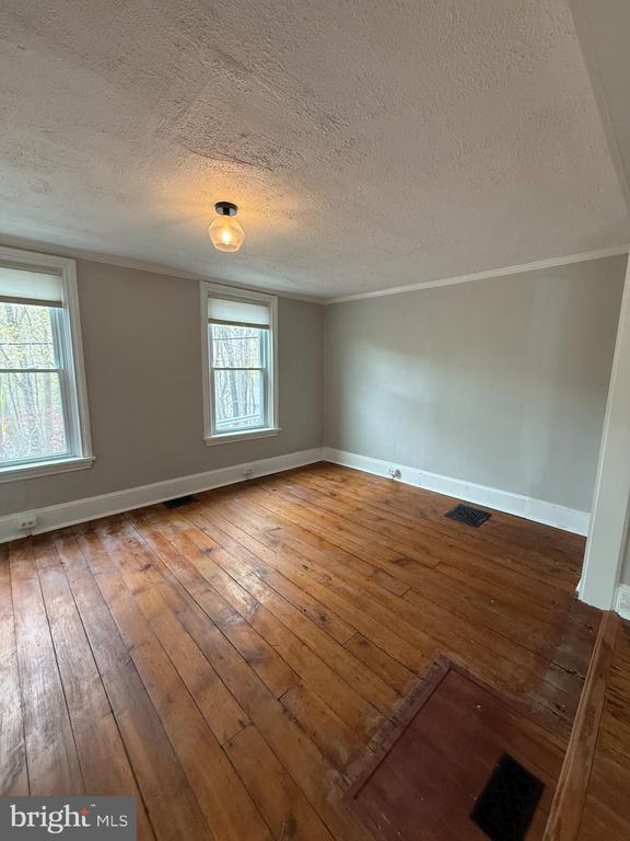 Building Photo - 123 Brunswick Ave