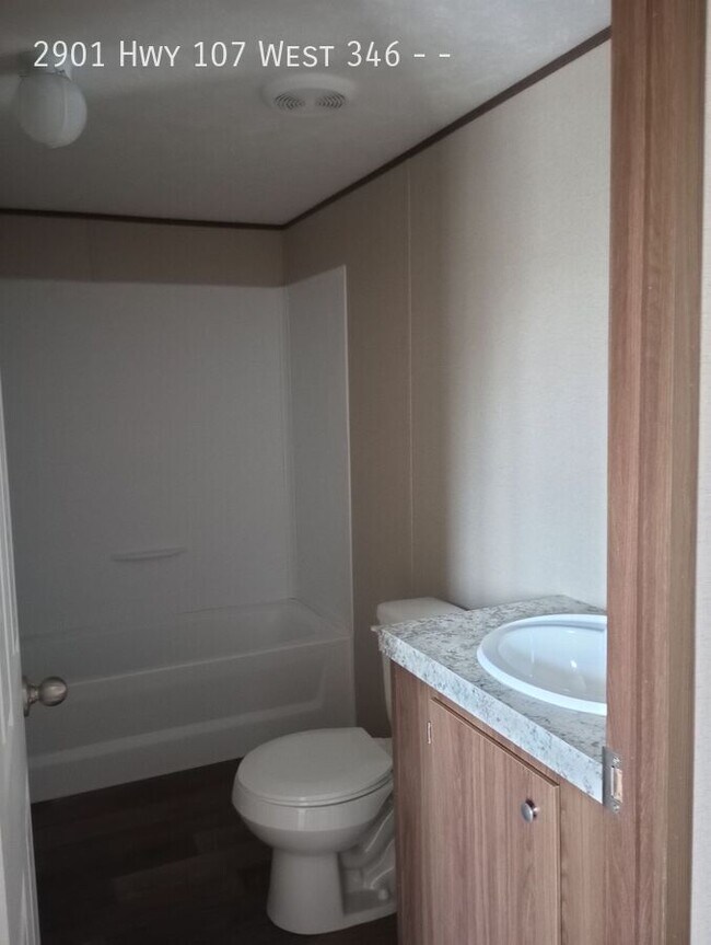 Building Photo - 2901 Hwy 107