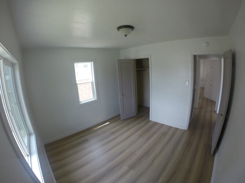 Building Photo - 9453 Cedar St