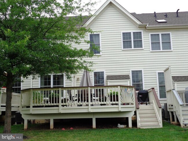 Building Photo - 15839 Fourmile Creek Ct