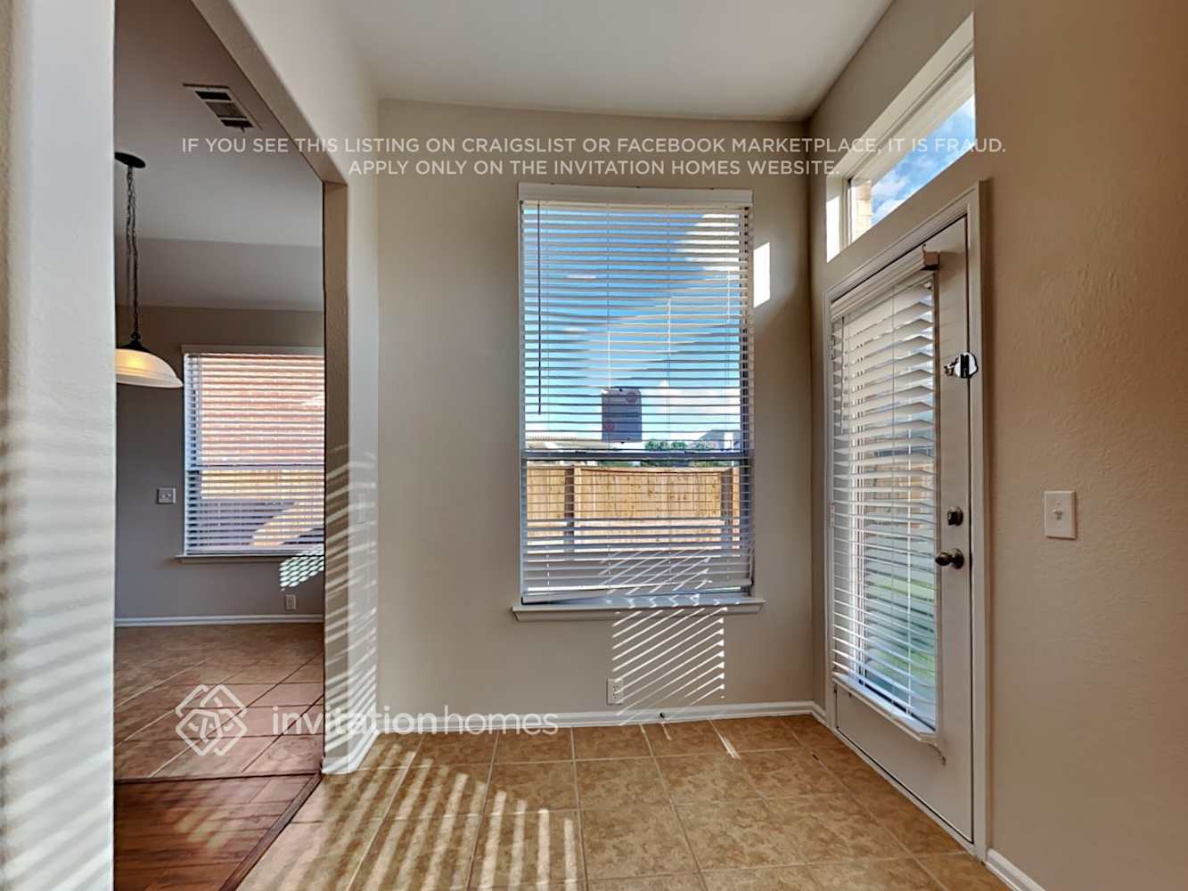 Building Photo - 7063 Alcala