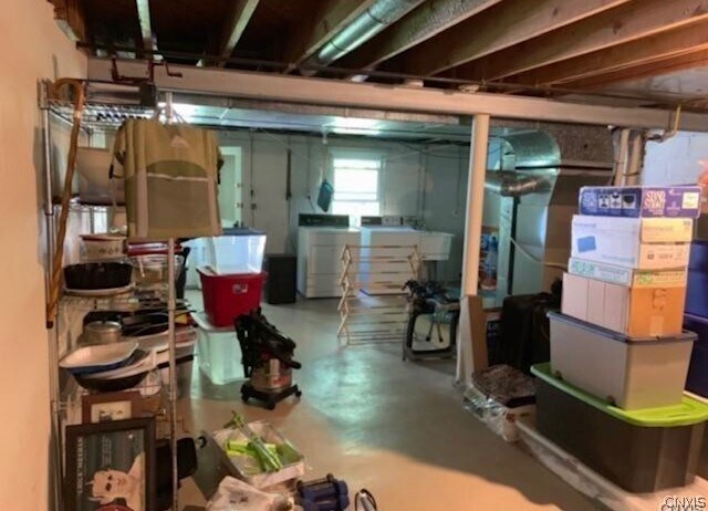 Building Photo - 904 Crawford Ave