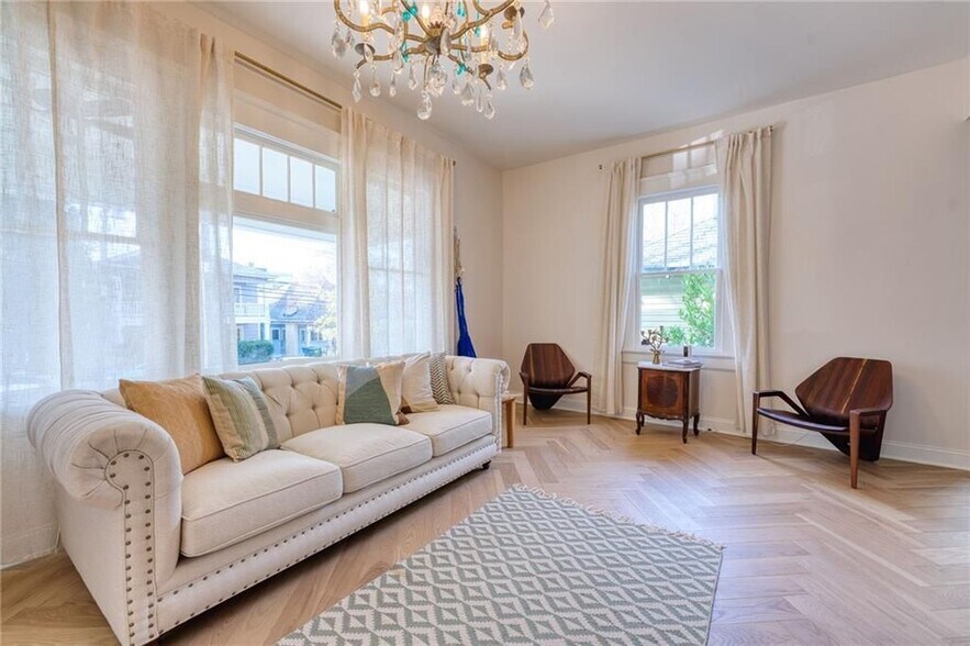 Building Photo - 85 Waddell St NE