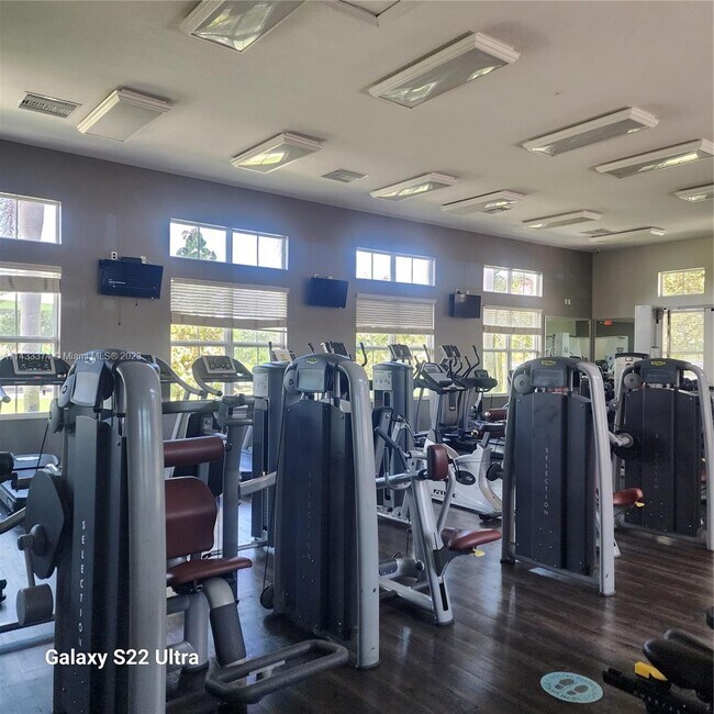 Building Photo - 22120 SW 93rd Pl