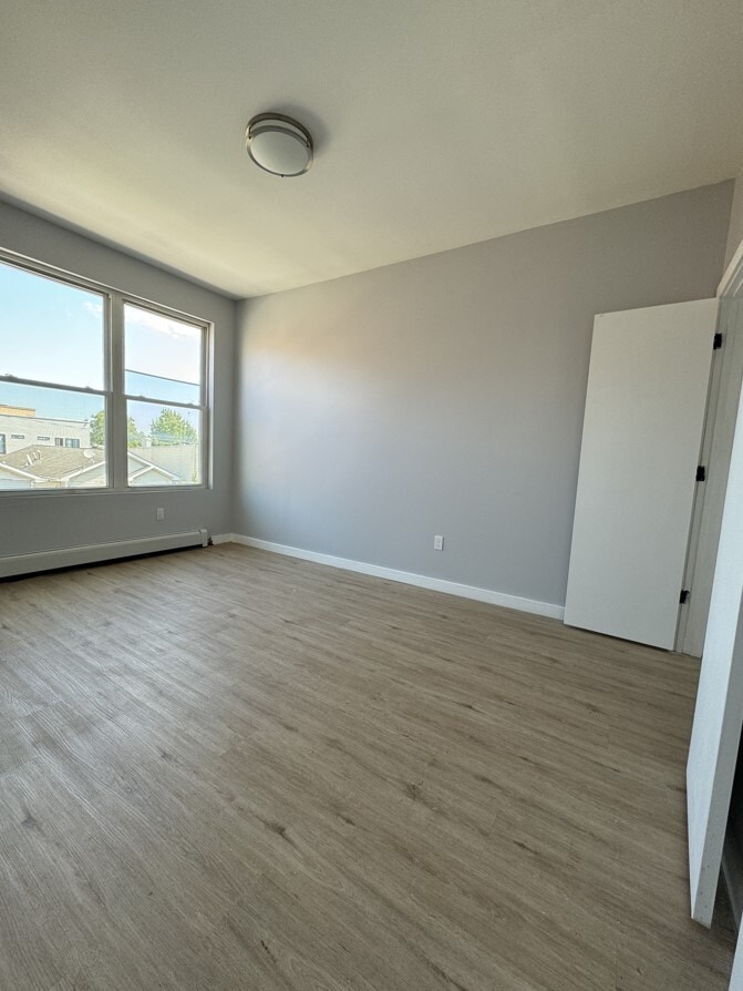 177 Van Nostrand 3F - 174 Van Nostrand Ave