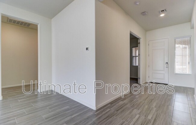 Building Photo - 18526 W Desert Trumpet Rd