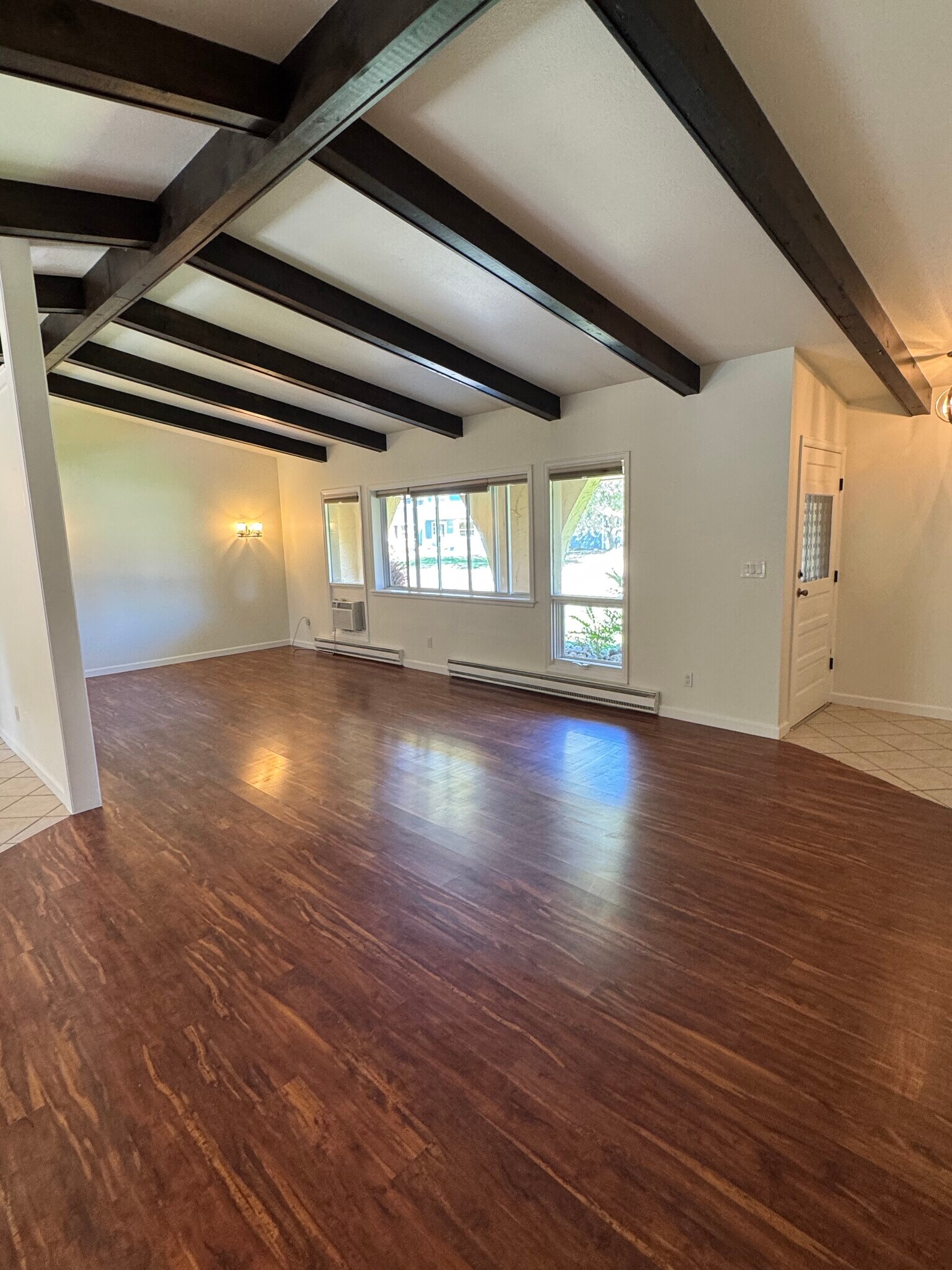 Building Photo - 5213 Griffith Dr