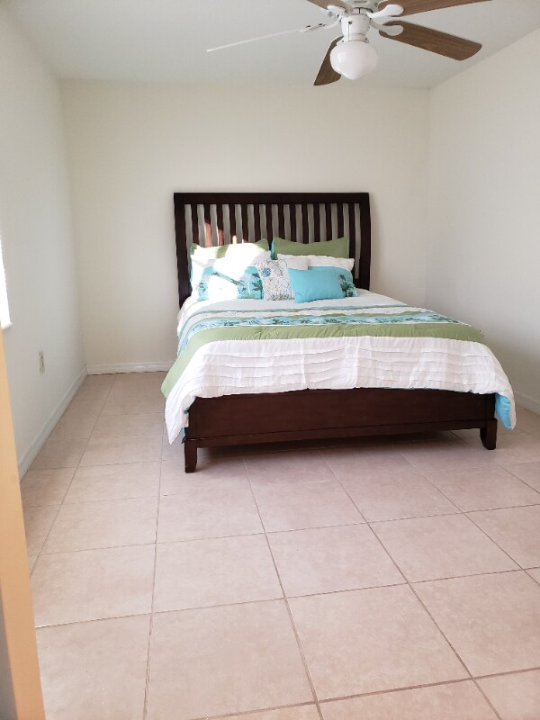 Building Photo - 4903 Catalina Dr