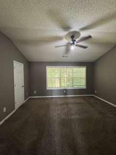 Building Photo - 6213 Hickory Ln Cir