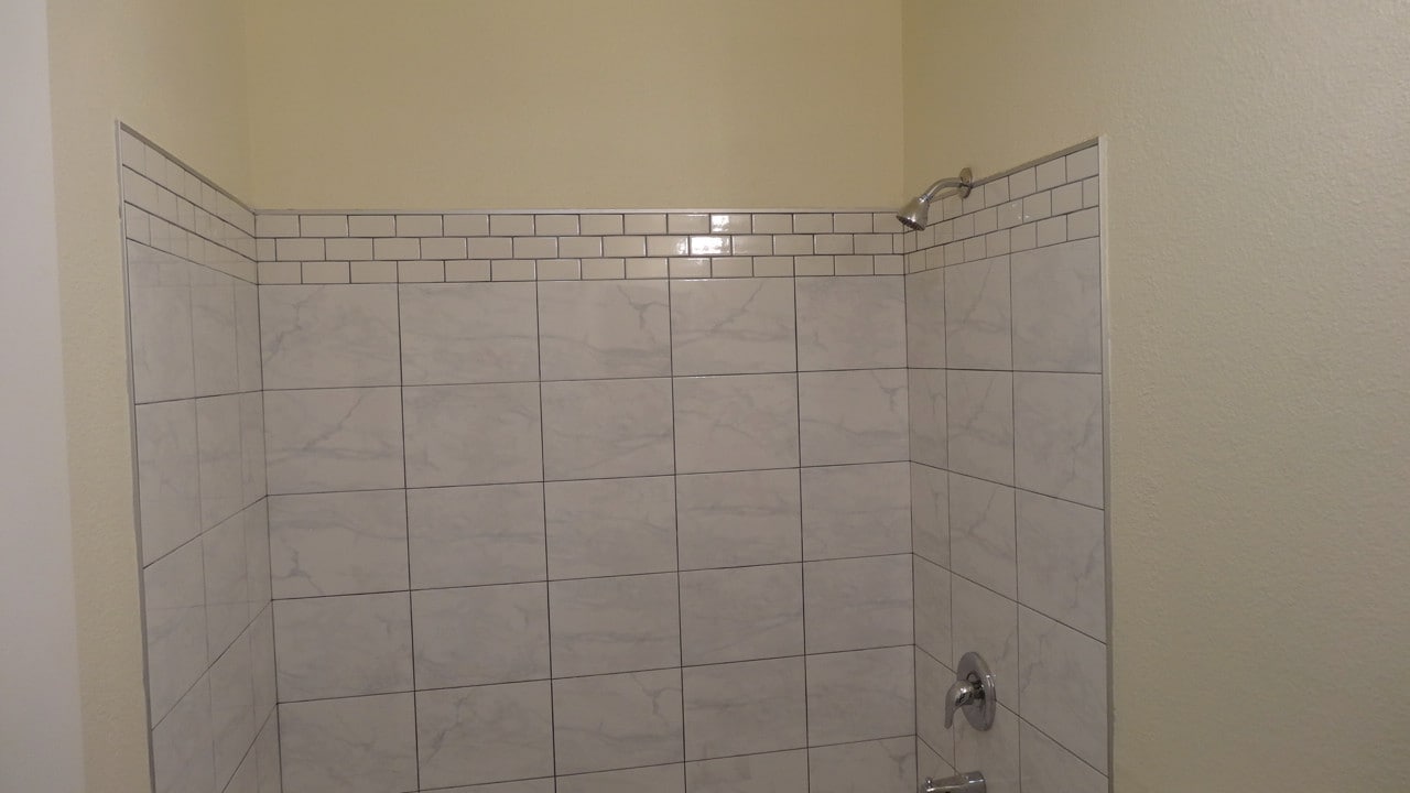 Building Photo - 518 Oak St