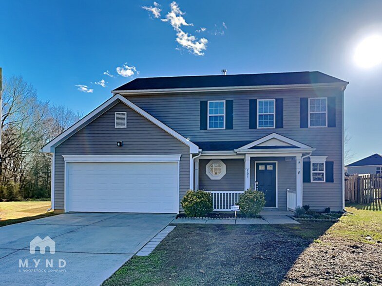 Primary Photo - 303 Holton Dr