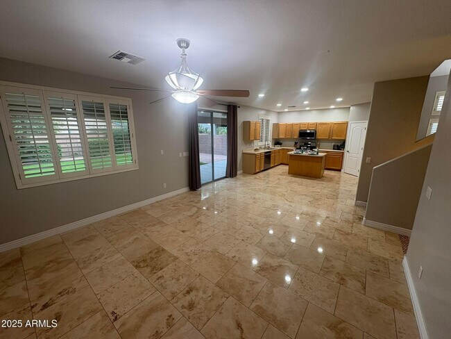 Building Photo - 17633 N 41st St