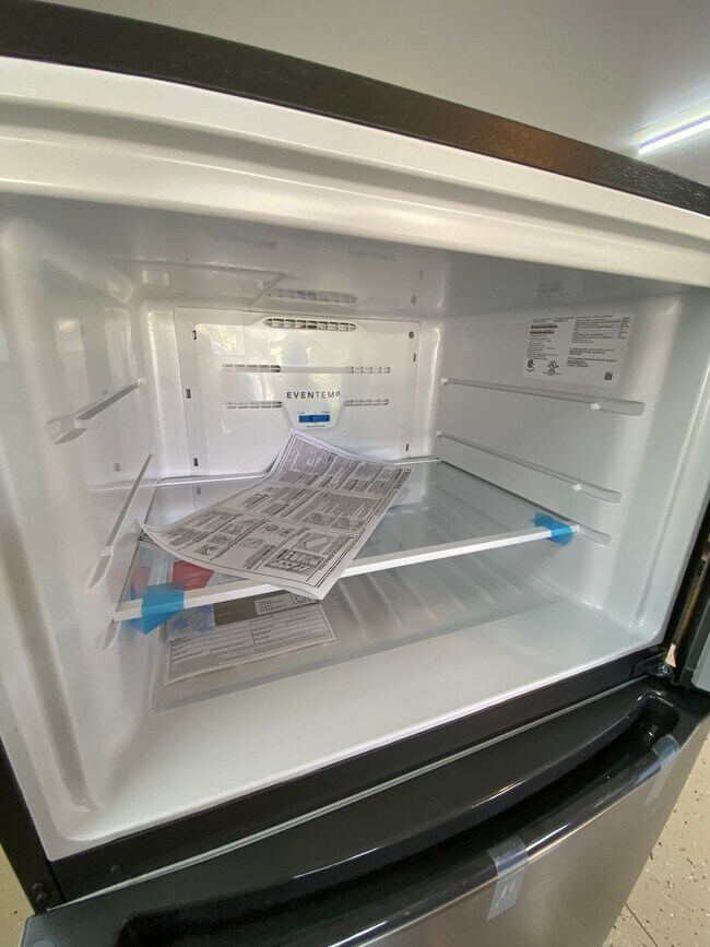 Building Photo - 144-144 Ohio St