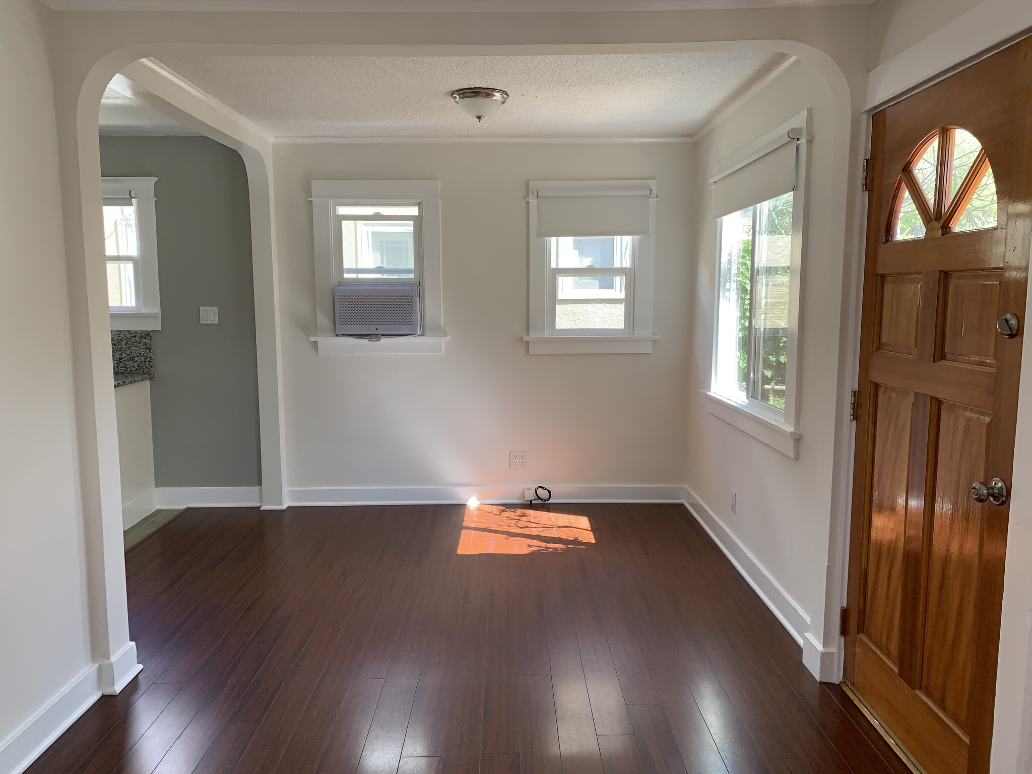 Building Photo - 3532 Helms Ave