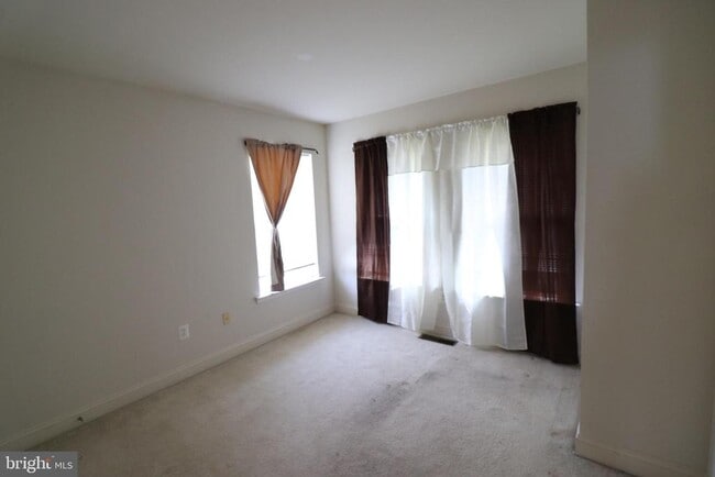 Building Photo - 7200 Phelps Hill Ct