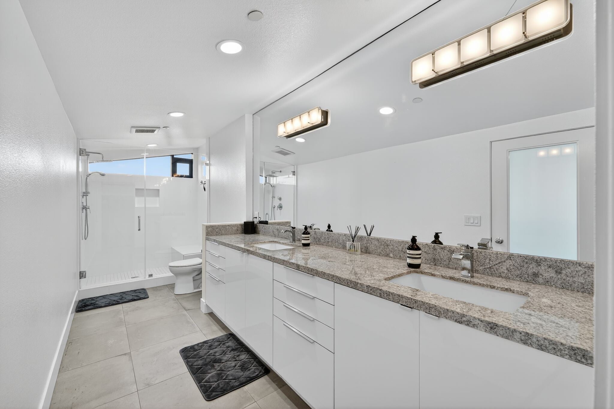 Building Photo - 1418 Innes Pl