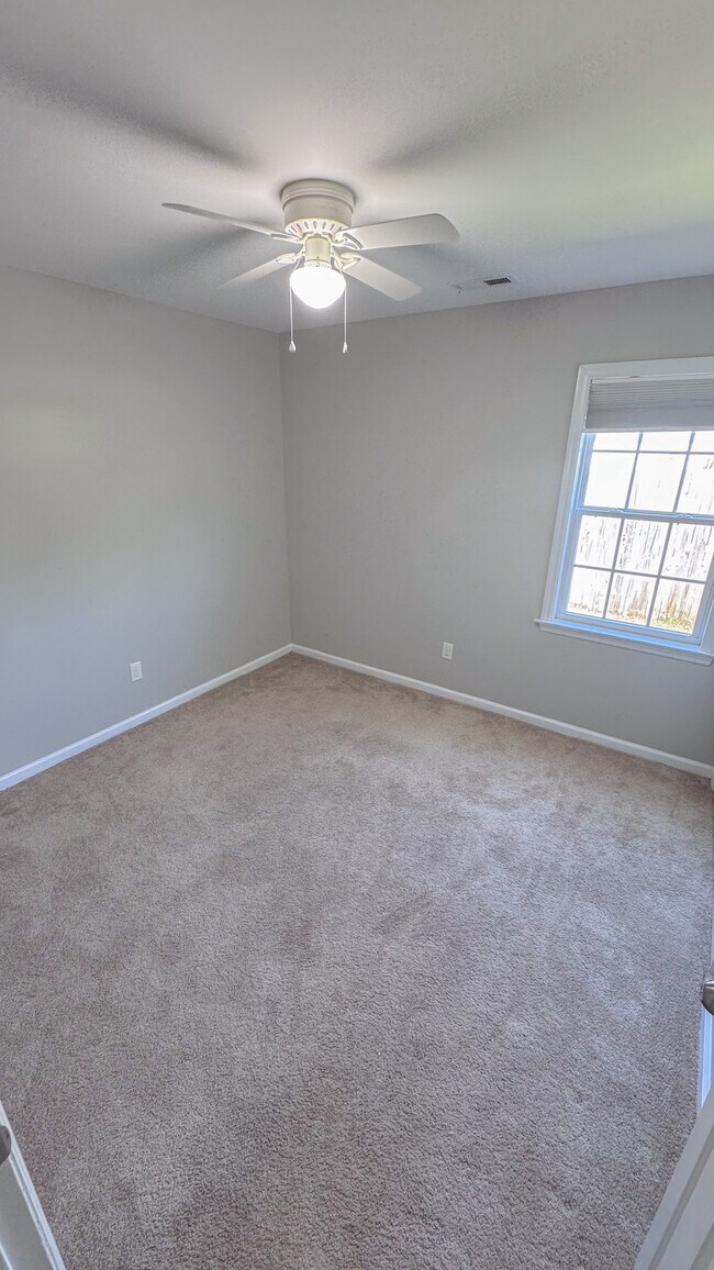Building Photo - 4011 W.T. Whitehead Dr