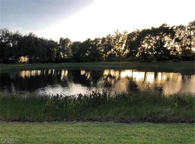 Building Photo - 14970 Vista View Way