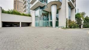 Building Photo - 2900 McKinnon St
