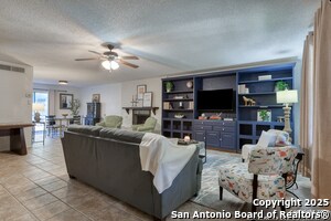 Building Photo - 8715 Starcrest Dr