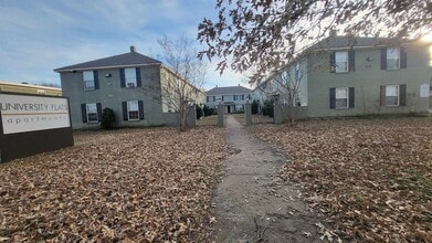 Building Photo - 3449 Southern Ave