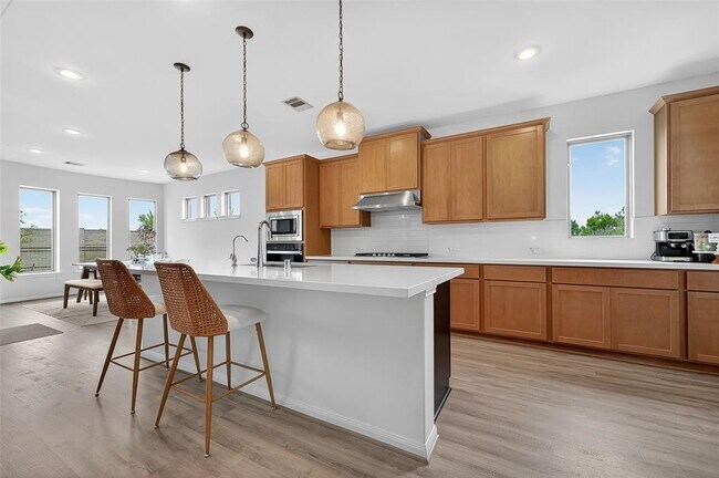 Building Photo - 21206 Rabbitbrush Ct