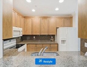 Building Photo - 1859 Vía Granada