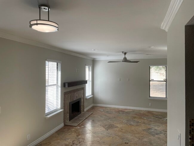 Building Photo - 43376 Cook St