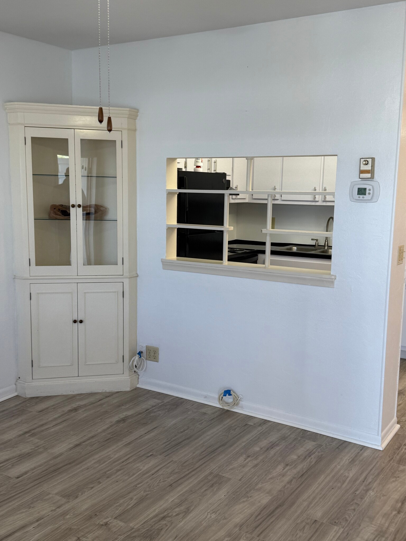 FREE CABLE & Internet - 2960 Lake Osborne Dr