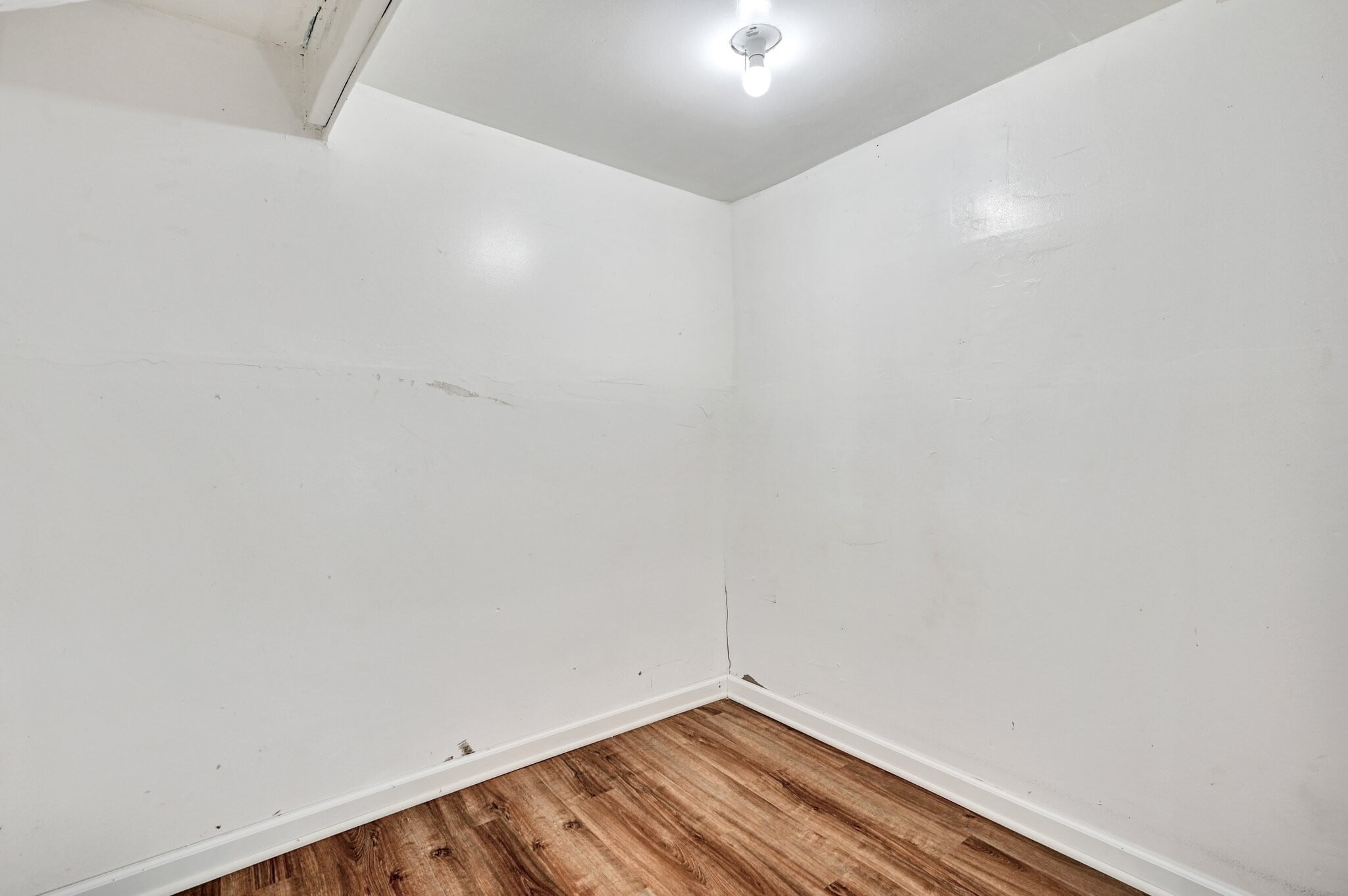 Building Photo - 224 Crest St