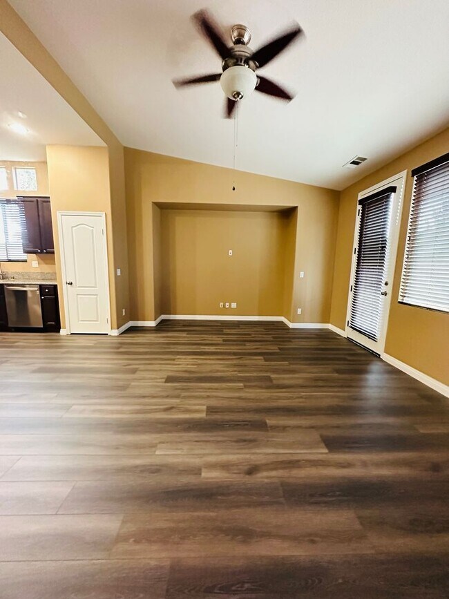 Building Photo - Coming Soon! Gorgeous 4 bed, 4 Bath Canyon Hills home for Lease!