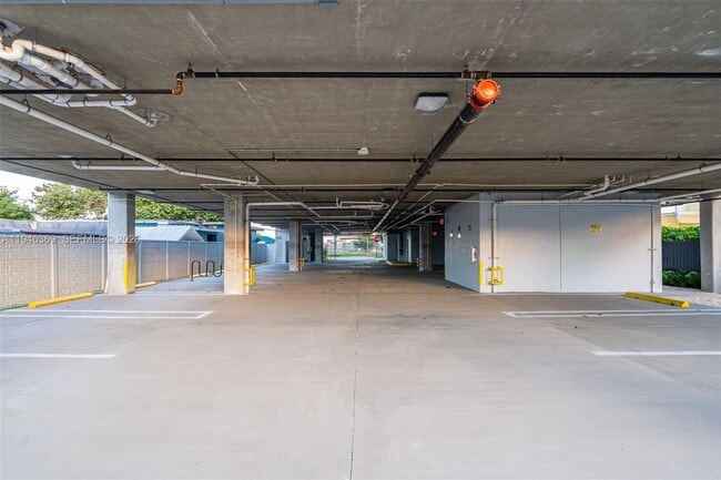 Building Photo - 3728 NW 19th Ave