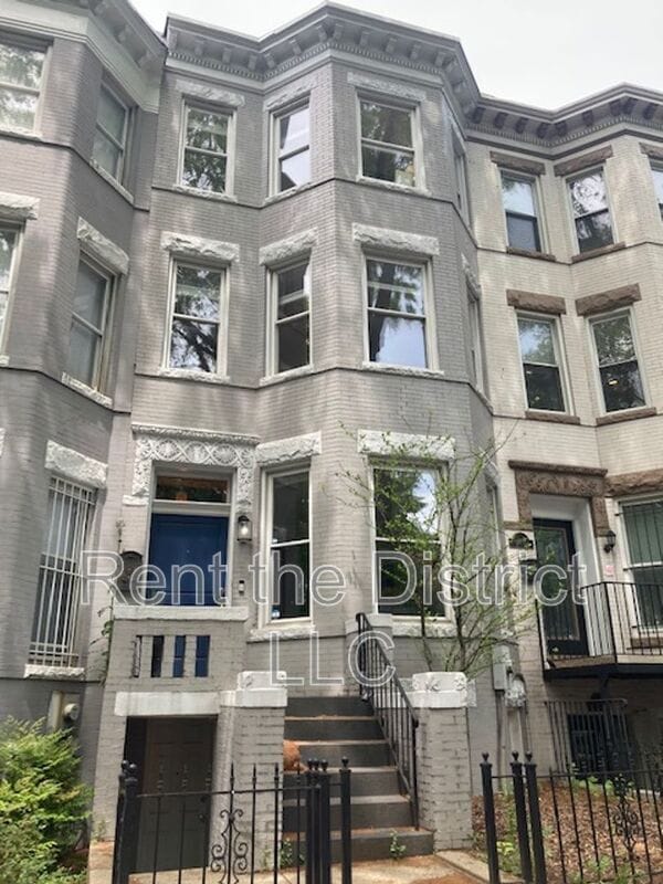 Building Photo - 37 Rhode Island Ave NW