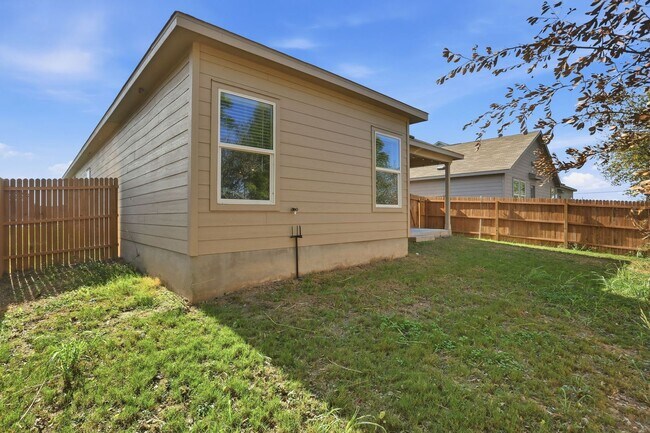 Building Photo - New Construction 3 bed 2 bath home available near Lackland AFB! Move in January!