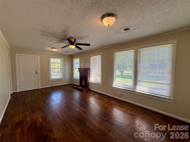 Building Photo - 507 Turnersburg Hwy