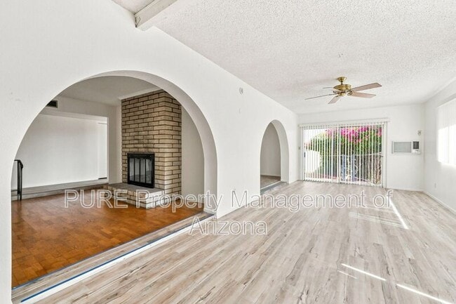 Building Photo - 2604 W Ellis Dr