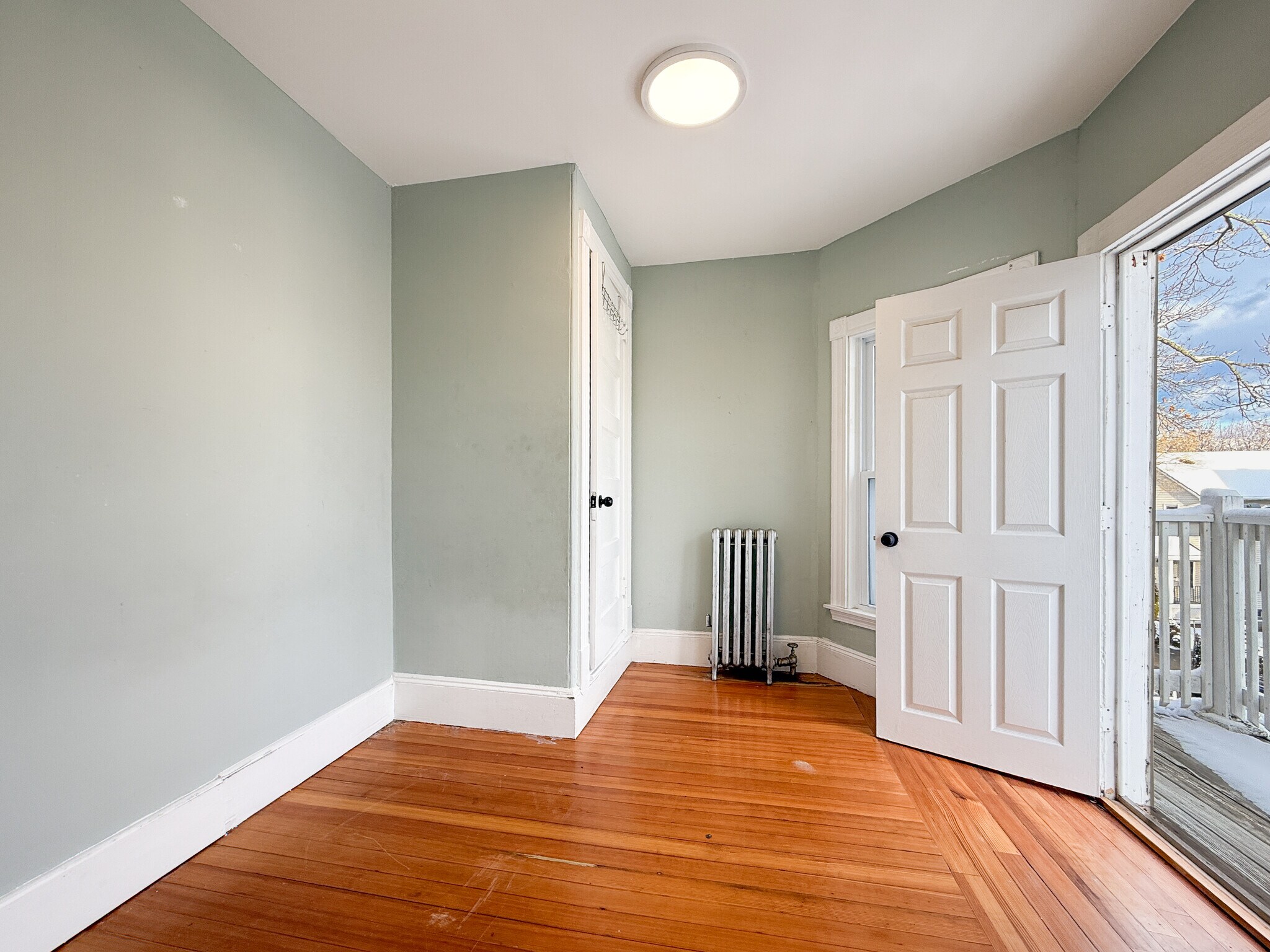 Building Photo - 57 Rexford St