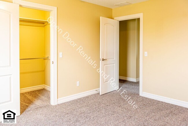 Building Photo - 13558 Paperbark Trail