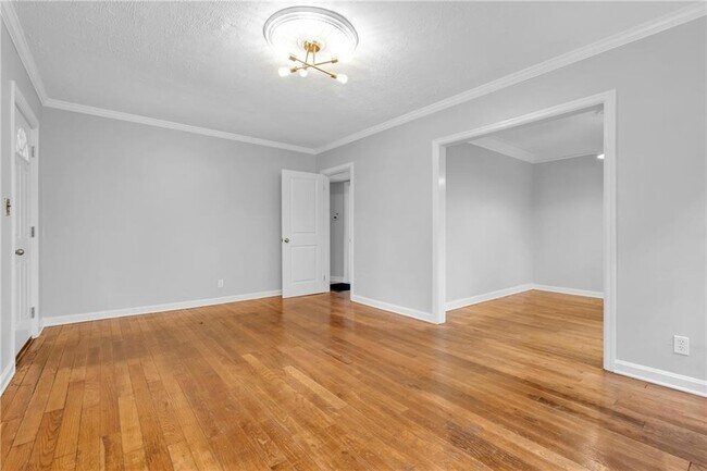 Building Photo - 4805 Chaudron Dr