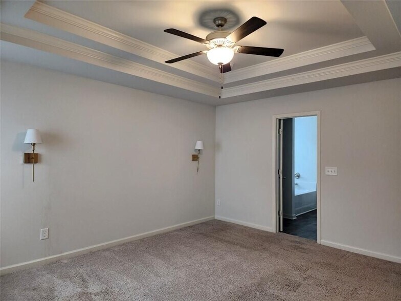 Building Photo - 5553 Shallow Branch Dr