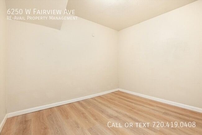 Building Photo - 6250 W Fairview Ave