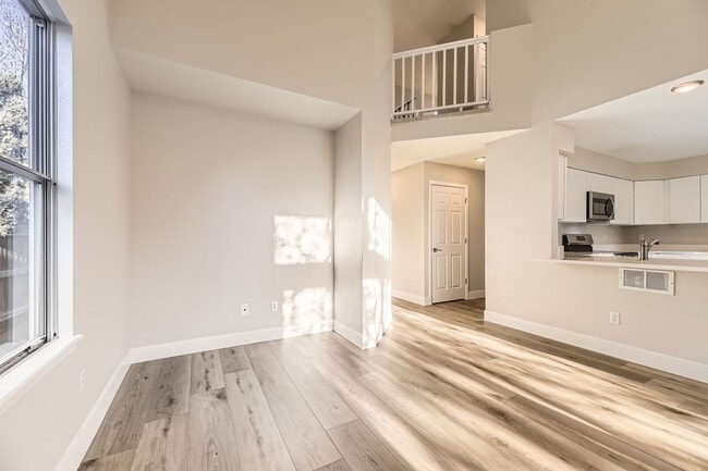 Building Photo - 4 bedroom, 2 1/2 bath home with attached 2...