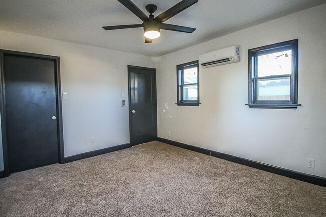 Building Photo - PRE LEASING for fall 2026! 4/2 in heart of Lubbock!