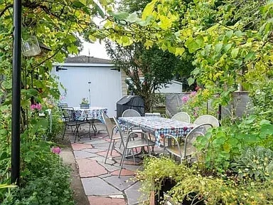 back patio - 151 Walsh St