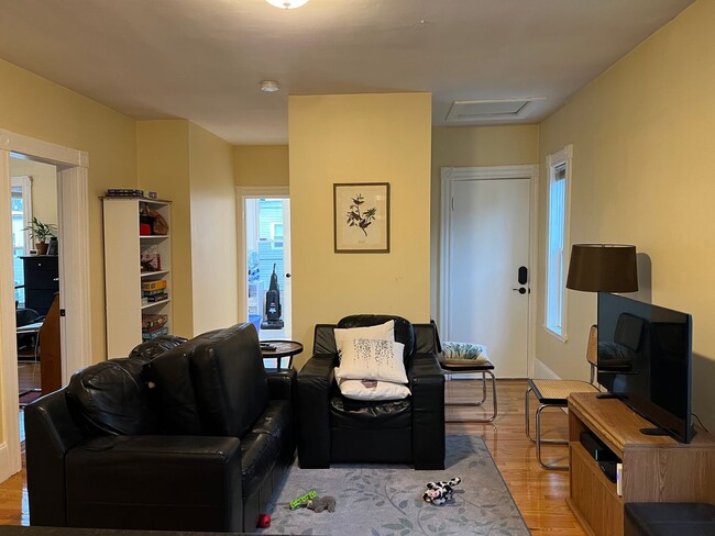 Building Photo - 42-44 Gorham