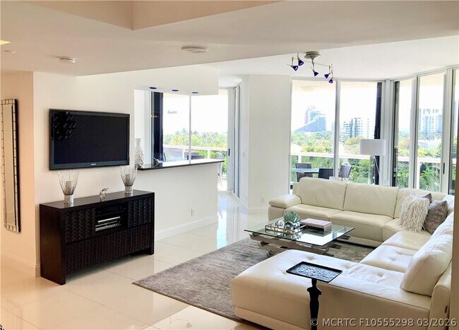 Building Photo - 3100 N Ocean Blvd