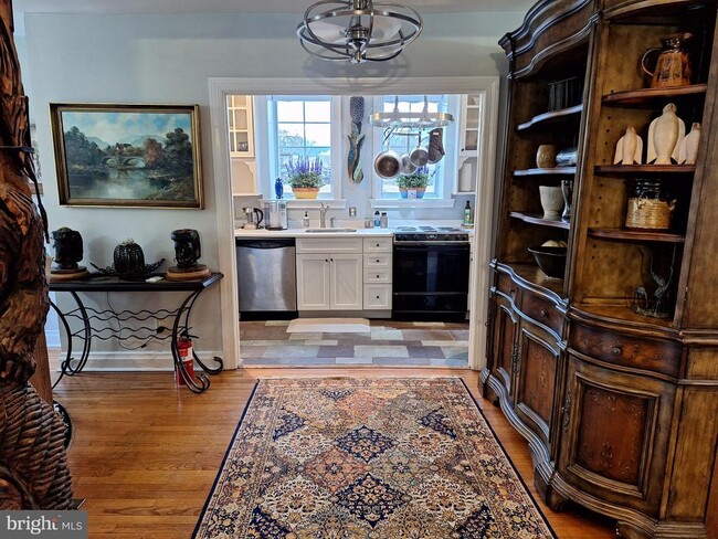 Building Photo - 2254 Winchester Rd