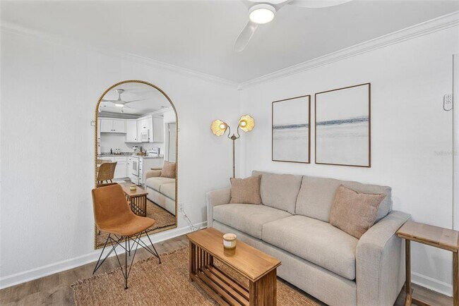 Building Photo - 1603 Gulf Dr N