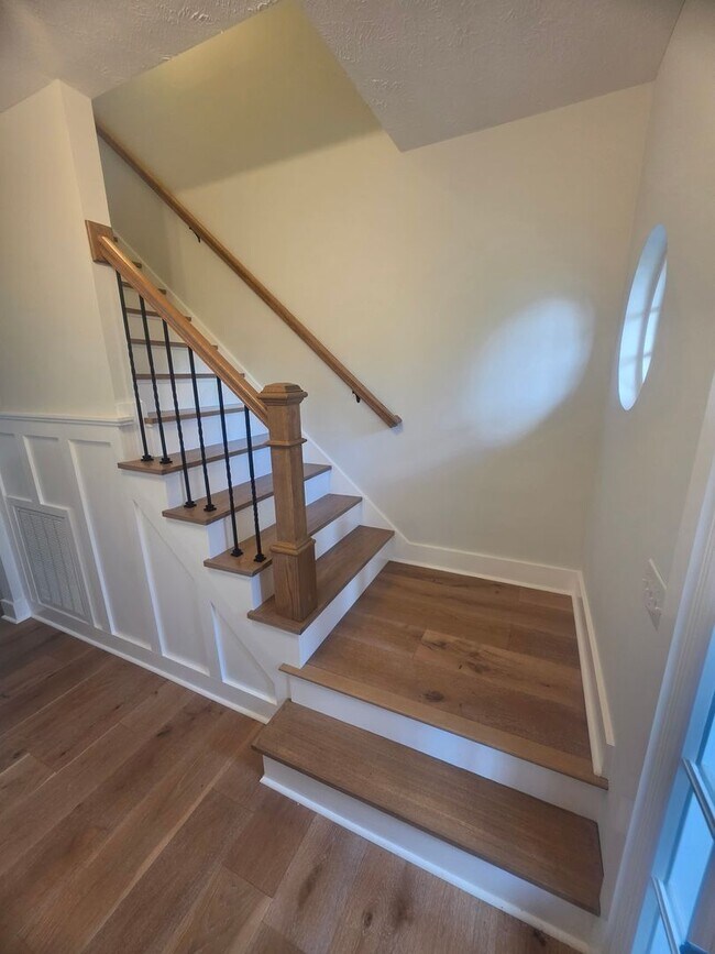 Building Photo - Beautifully remodeled home in LaVergne
