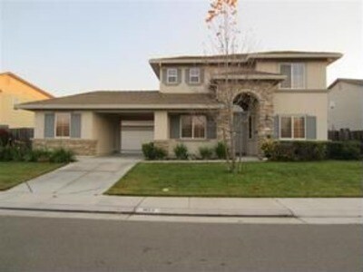 Primary Photo - BEAUTIFUL LINCOLN CROSSING HOME
